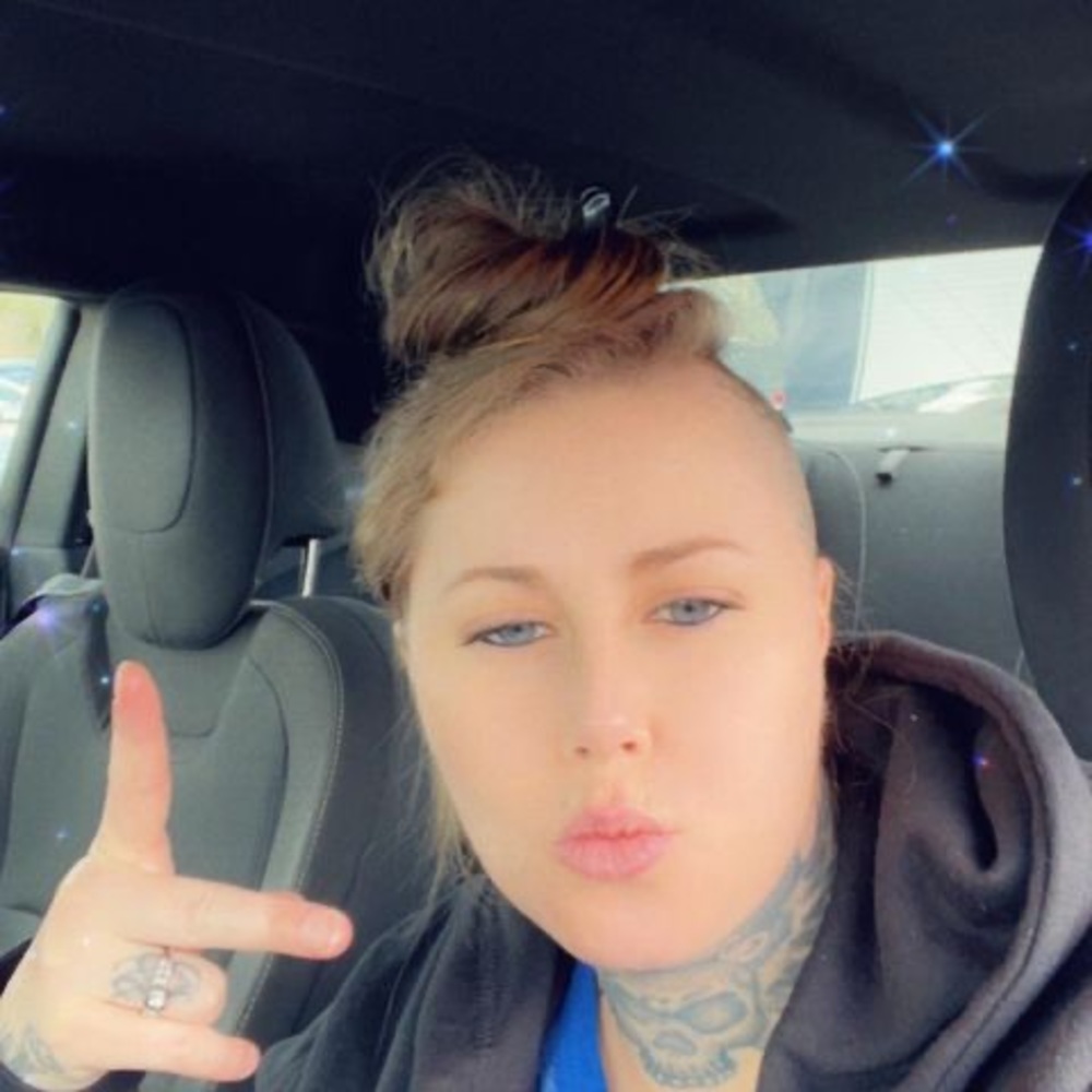 Meet your Posher, Kindra